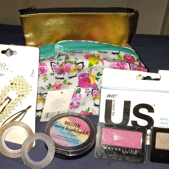 Beauty bundle - Picture 2 of 4
